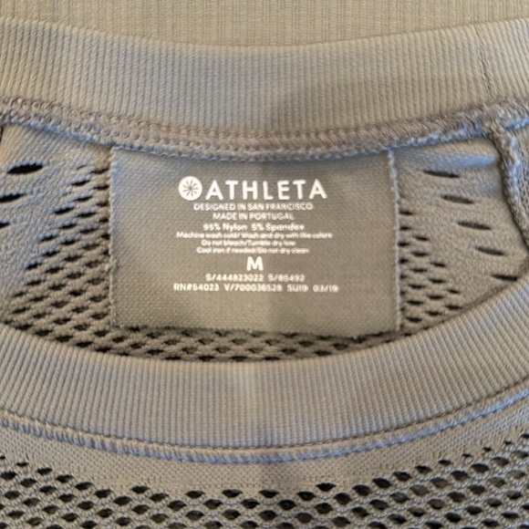 Athleta Tshirt - Picture 3 of 3